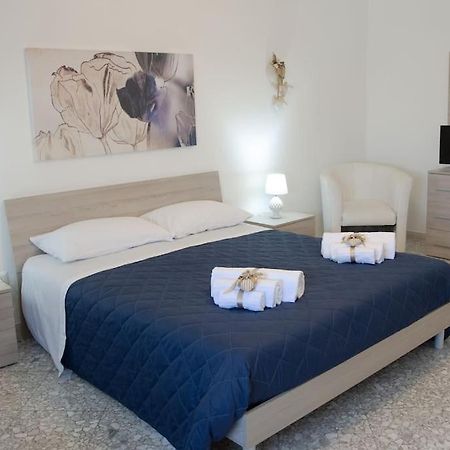 Il mare in città. Appartamento vista mare Monopoli Exterior foto